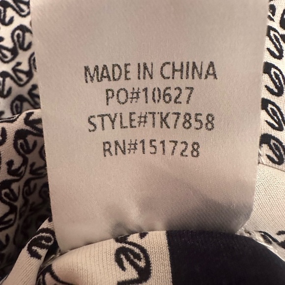 Eesome Navy/White Button Down Gold Tone Buttons Lightweight Career Oversized Med - Picture 7 of 8